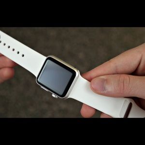 Apple Watch serious 2